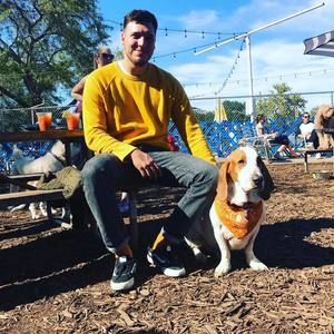 Meet your Posher, Travis